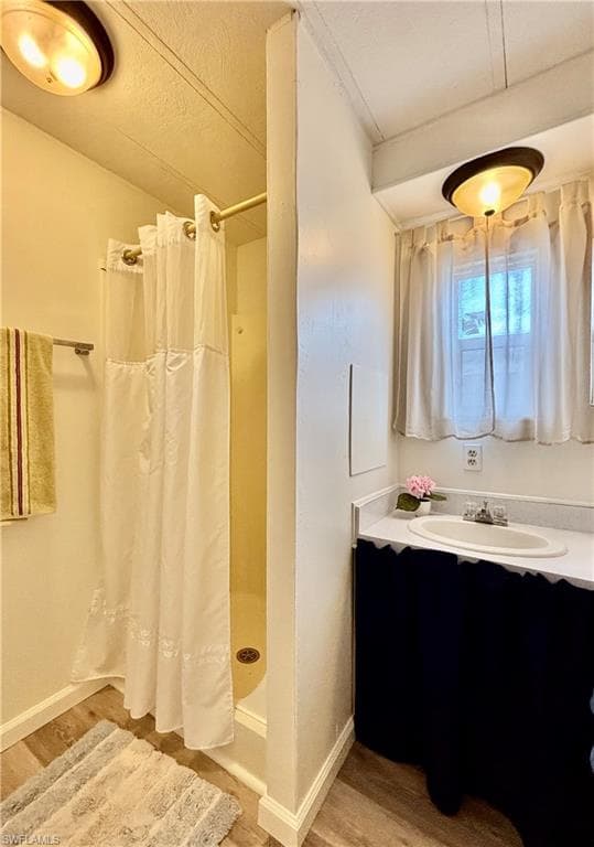 730 Knotty Pine CIR-29