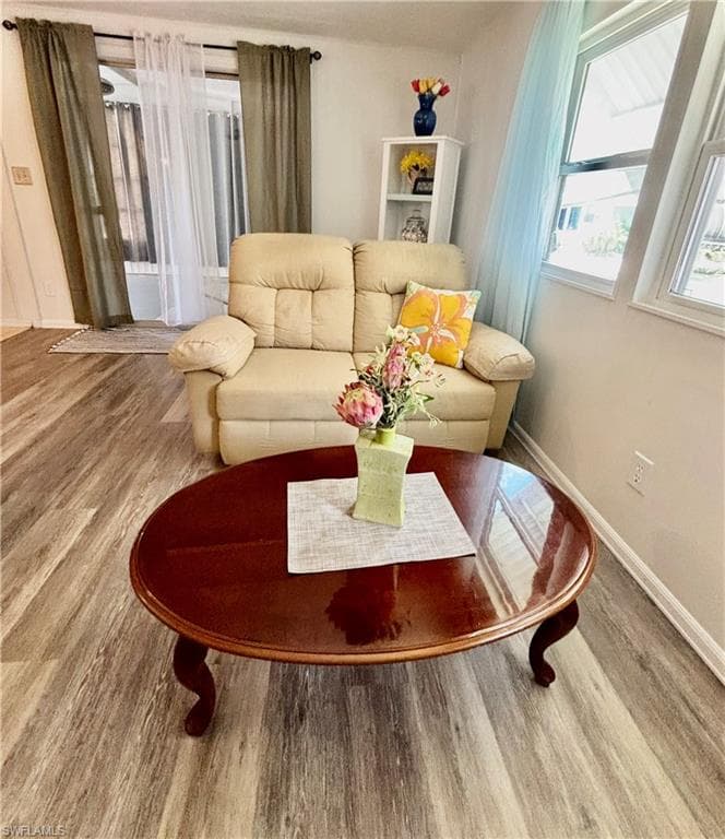730 Knotty Pine CIR-18