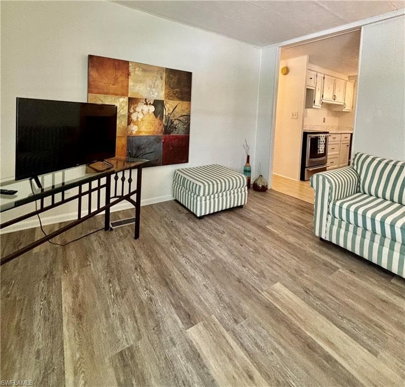 730 Knotty Pine CIR-20