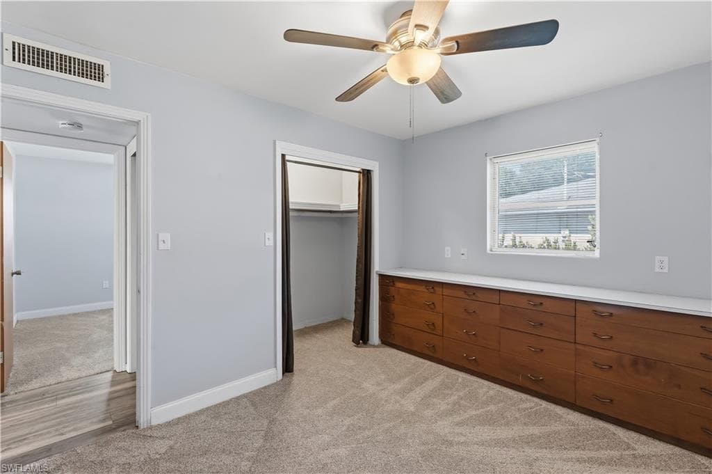4220 Deleon ST-22