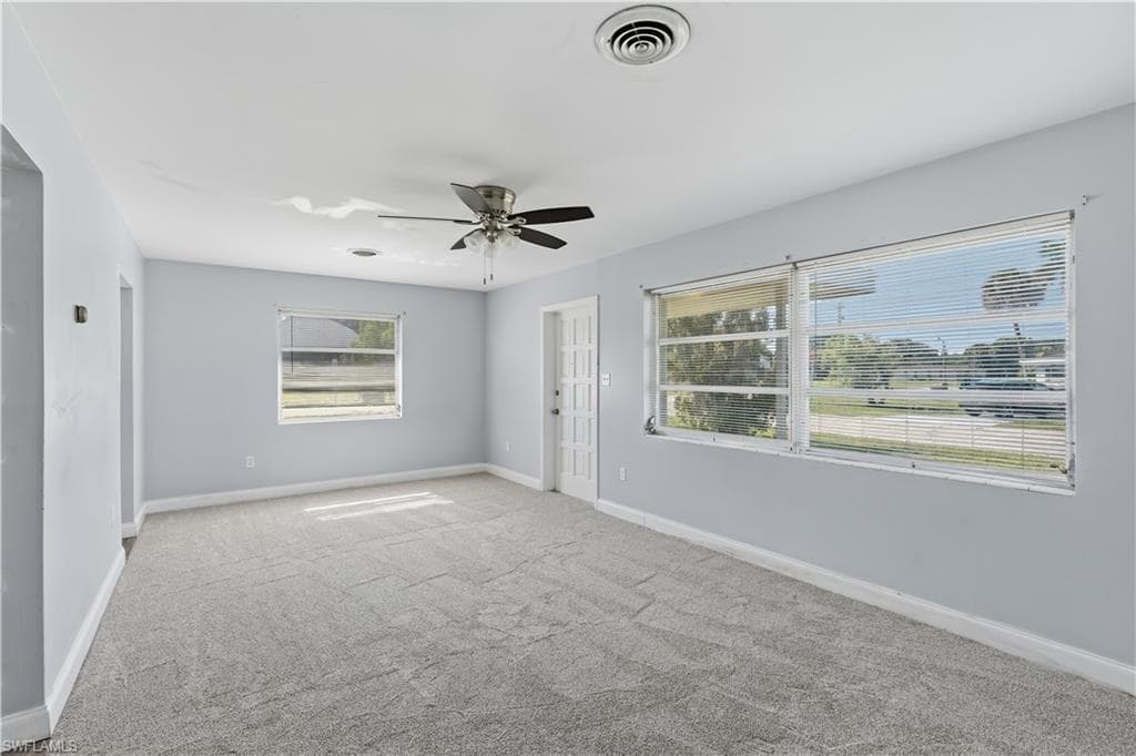 4220 Deleon ST-6