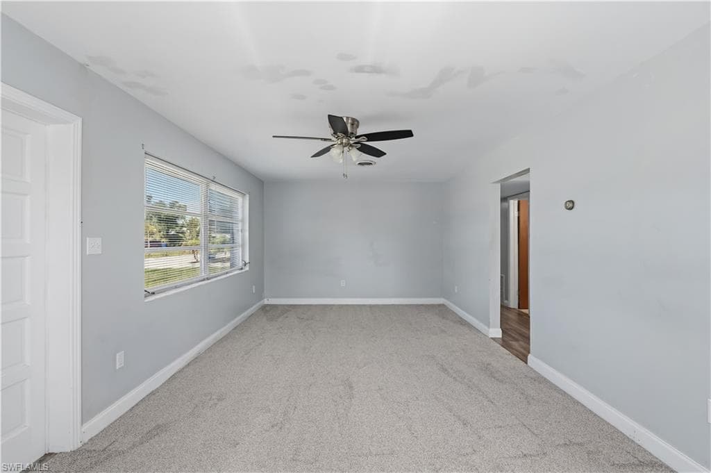 4220 Deleon ST-3