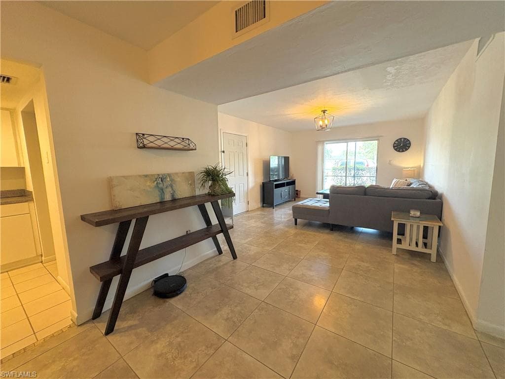 12626 Kenwood LN A-13