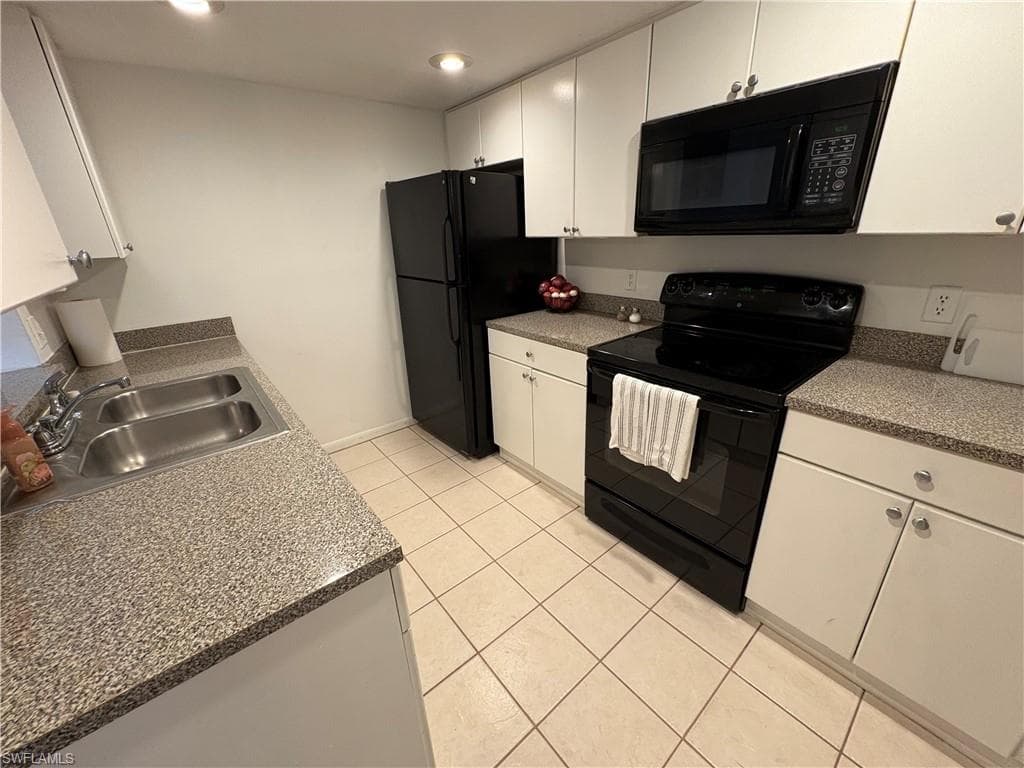 12626 Kenwood LN A-3