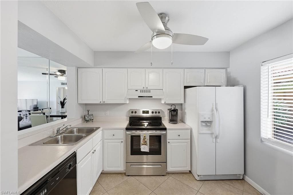 1075 Foxfire LN 103-4