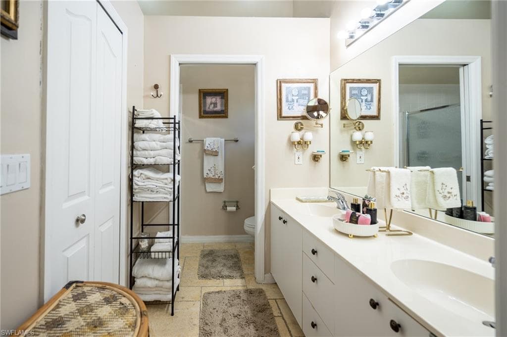 5205 Whitten DR 57-22