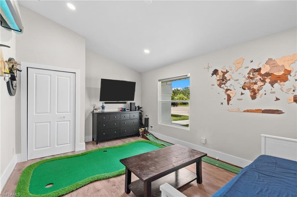 245 Monterey DR-22