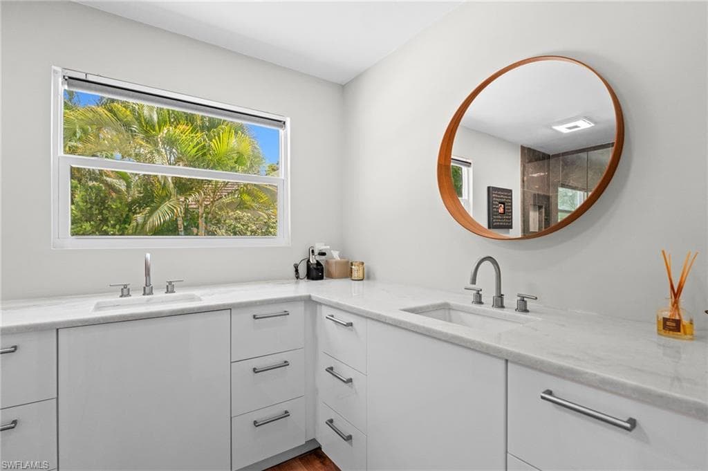 245 Monterey DR-20