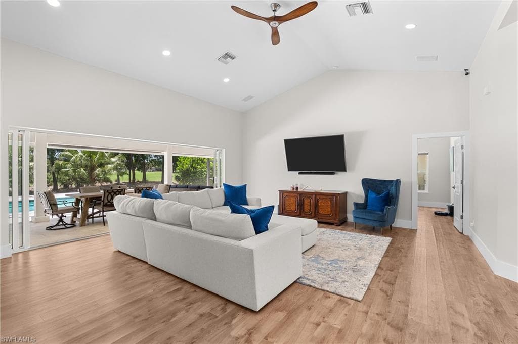 245 Monterey DR-9