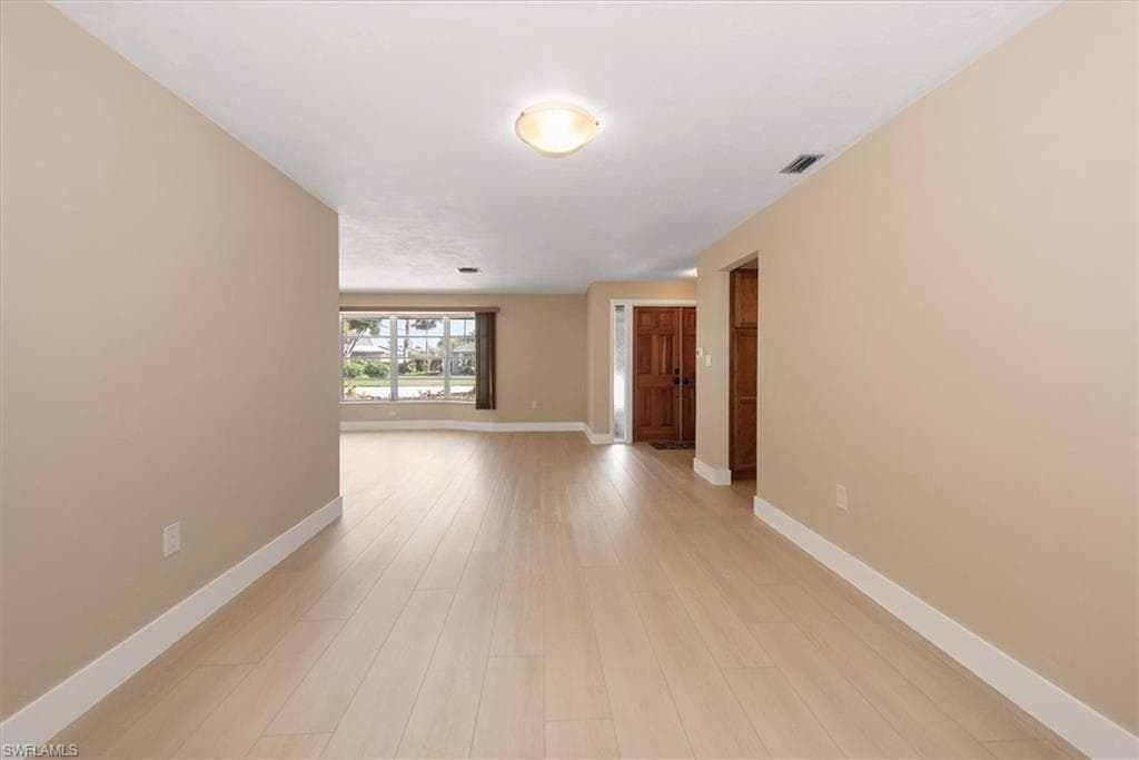 1442 Woodwind CT-7