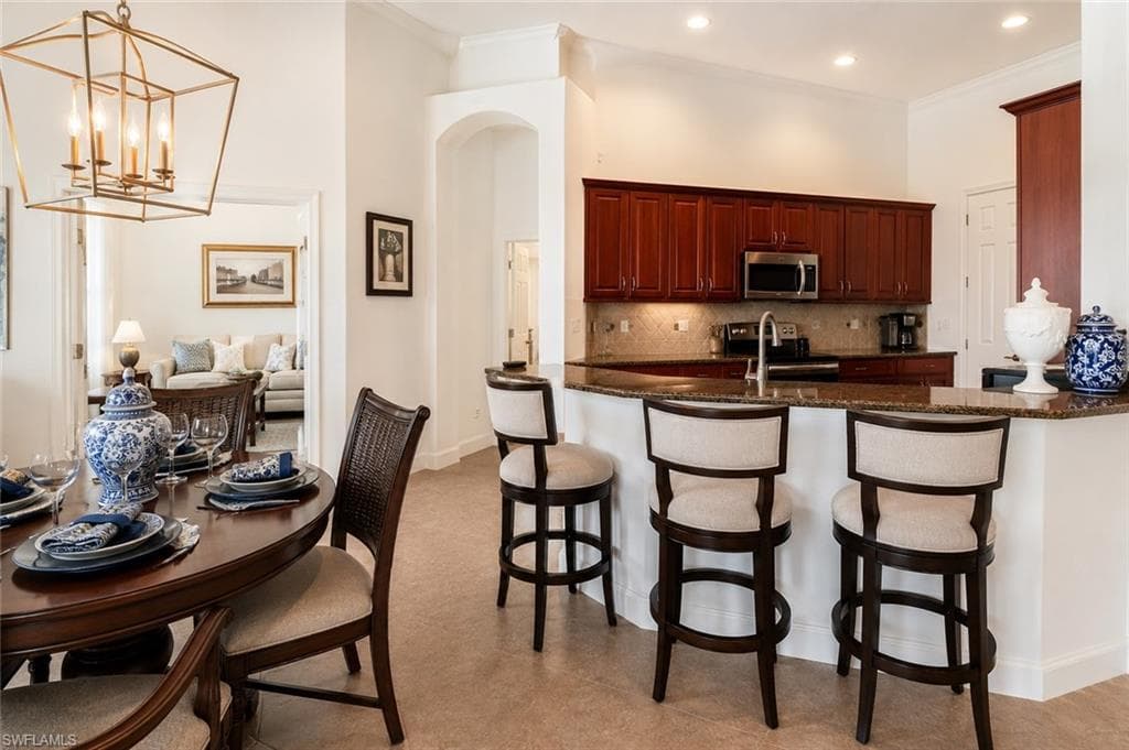 8263 Potomac LN-21