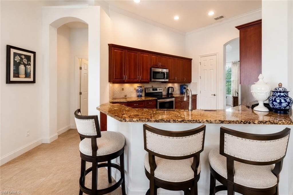 8263 Potomac LN-23