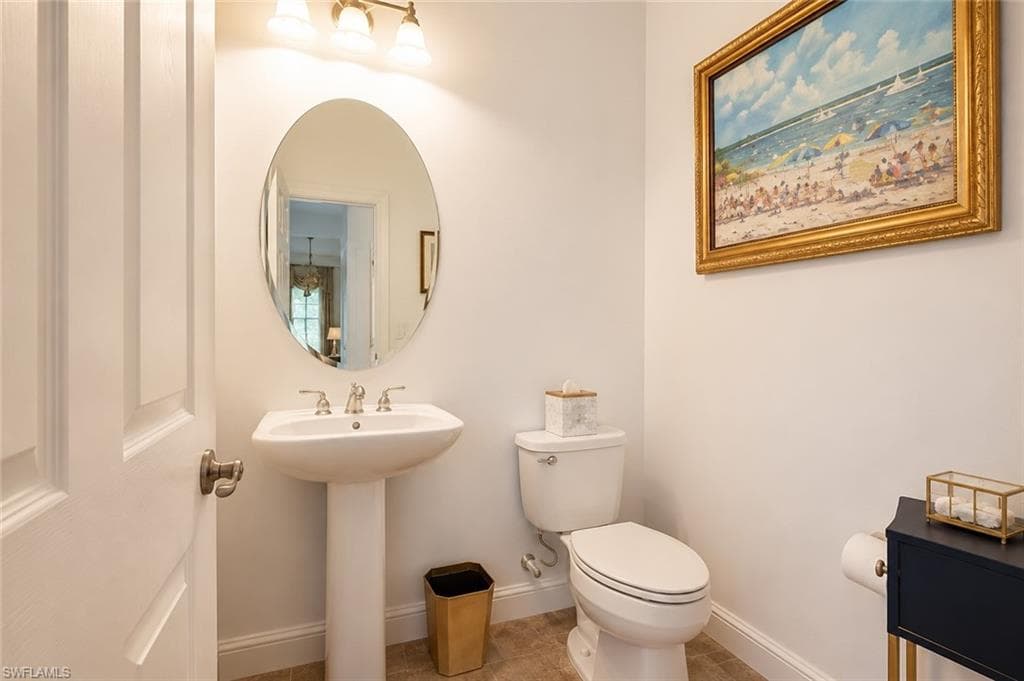 8263 Potomac LN-44