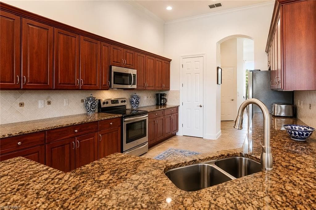 8263 Potomac LN-24