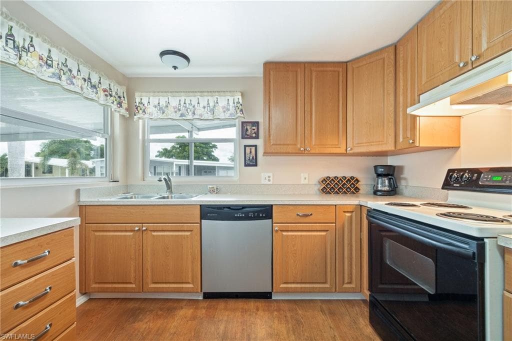 487 Jacklin LN-16