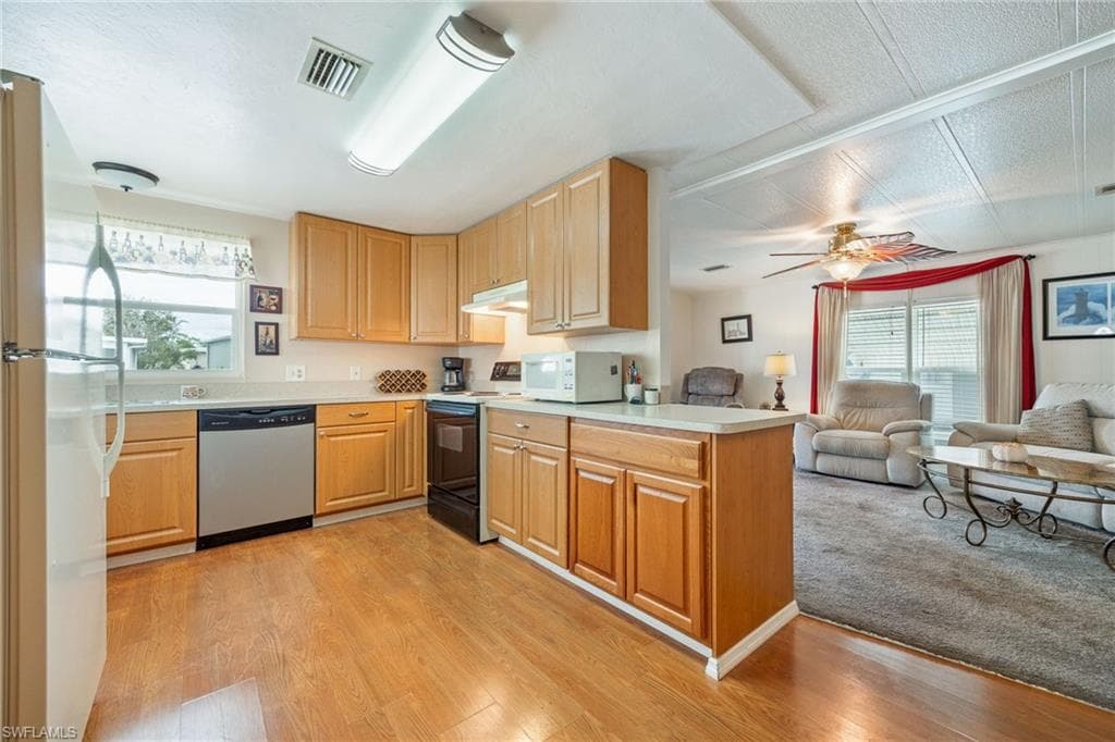 487 Jacklin LN-13