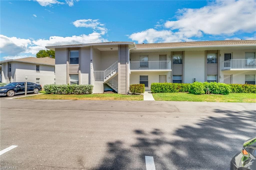 1358 Derbyshire CT F201-1