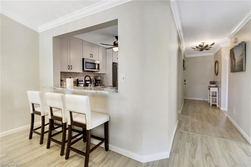 1358 Derbyshire CT F201-3