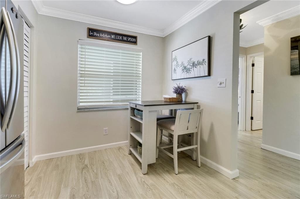 1358 Derbyshire CT F201-7