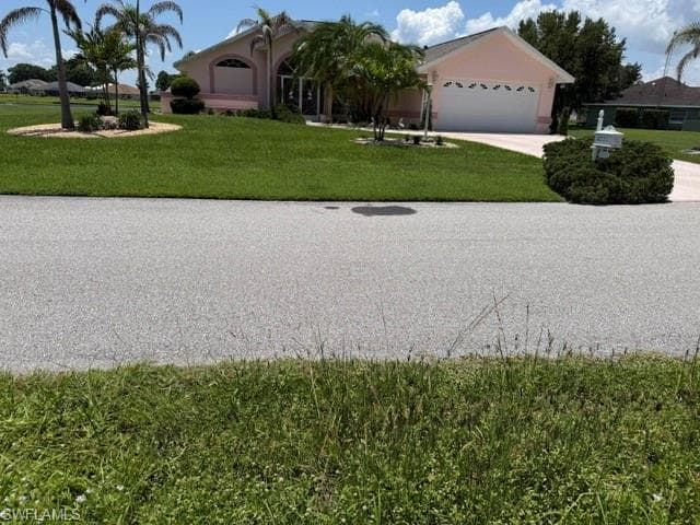 6221 AquaVista DR-2