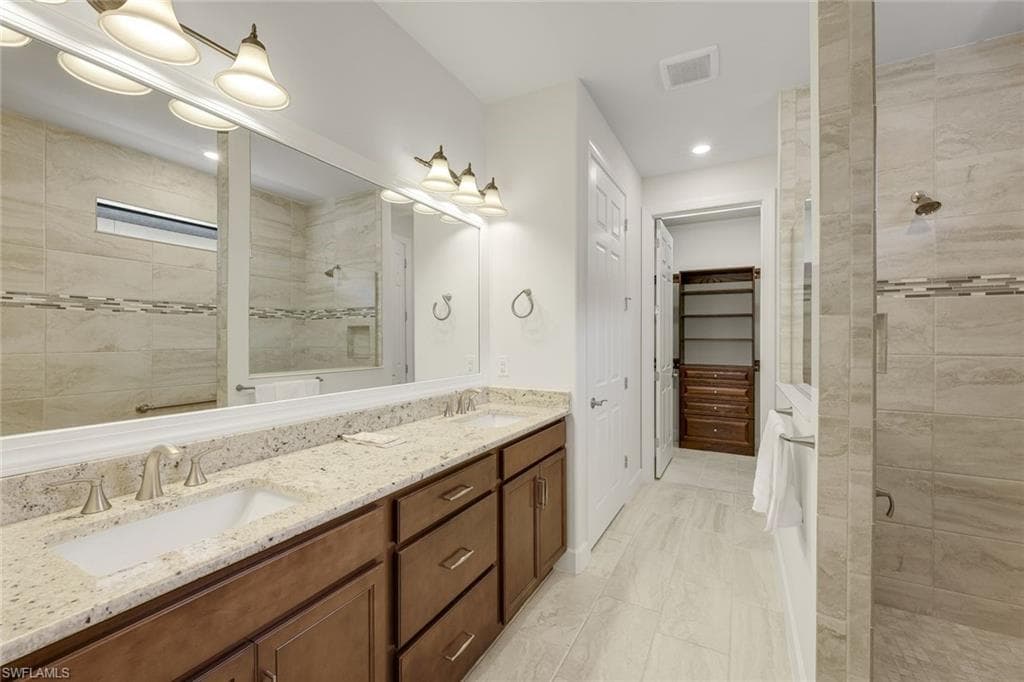 12208 Sussex ST-11