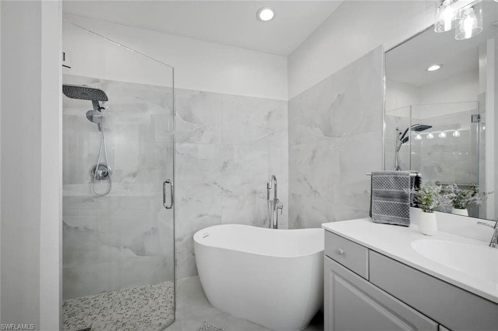 6305 Wilshire Pines CIR 503-21