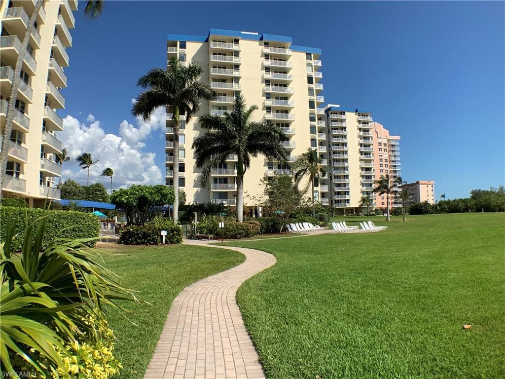 7300 Estero BLVD 106-26