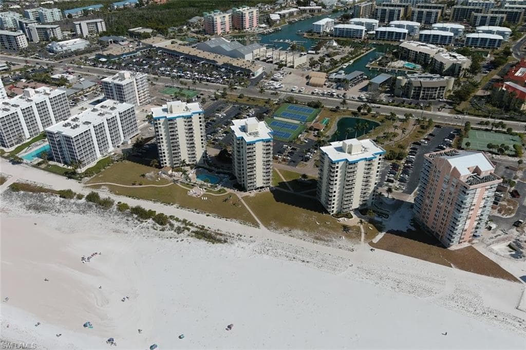 7300 Estero BLVD 106-40
