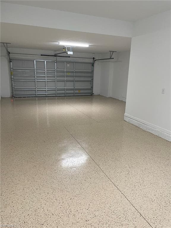 14543 Cantabria DR-23