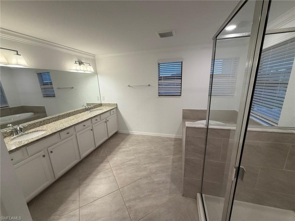 14543 Cantabria DR-9