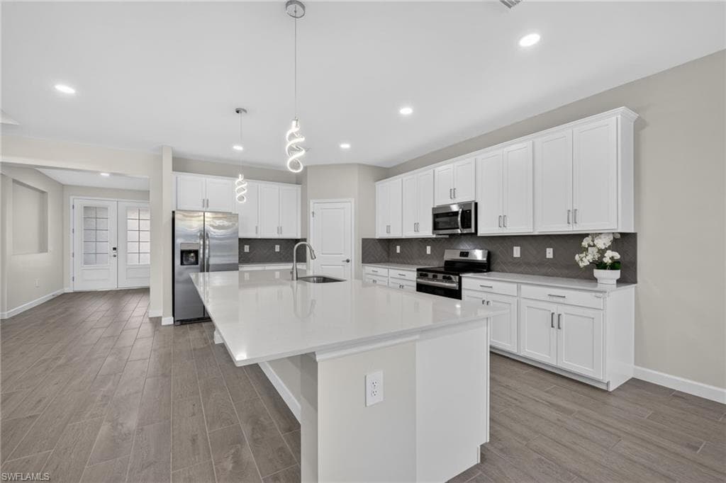 10625 Timber Creek DR-10