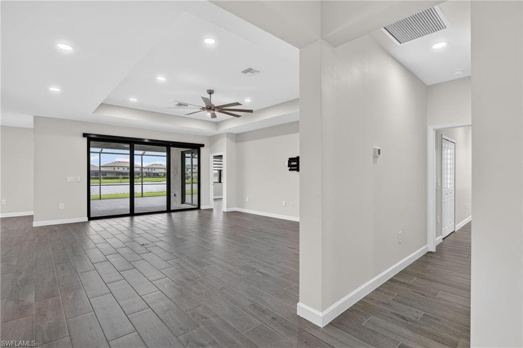 10625 Timber Creek DR-4