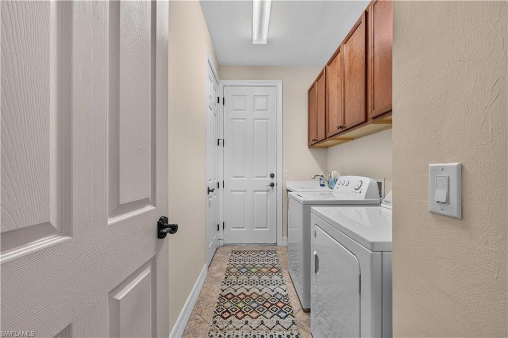 8010 Helena CT-7
