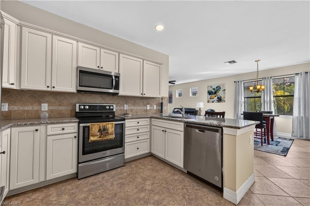 8010 Helena CT-14
