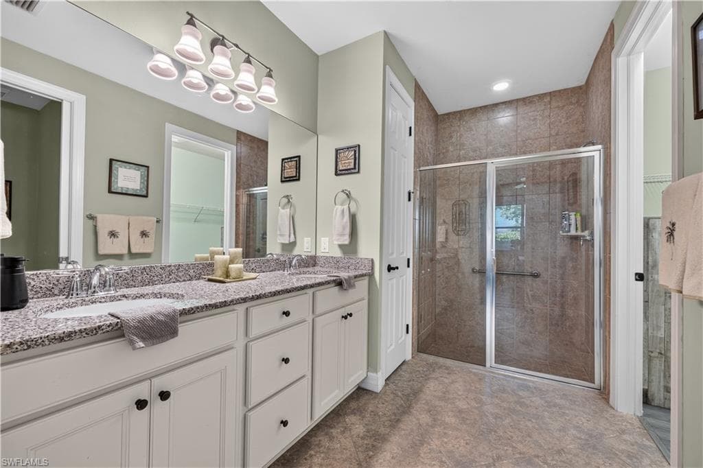 8010 Helena CT-21