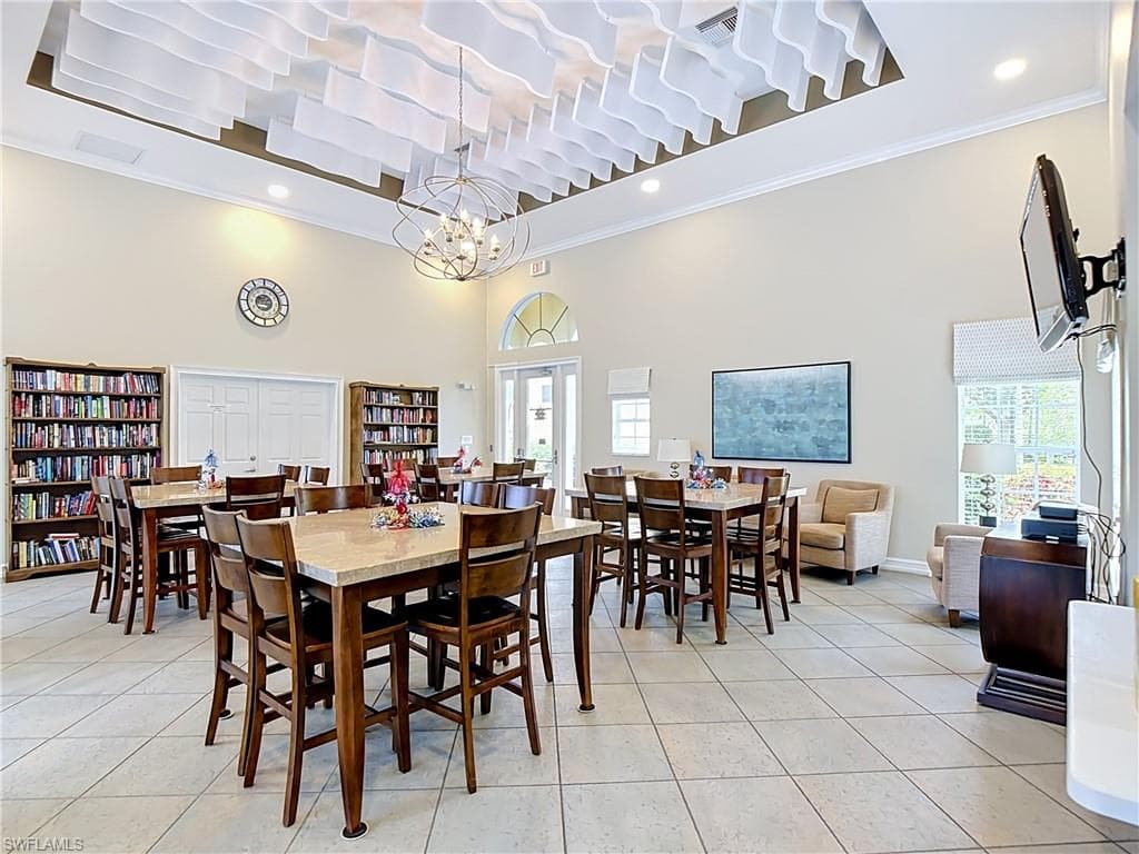 4241 Bellasol CIR 1923-32