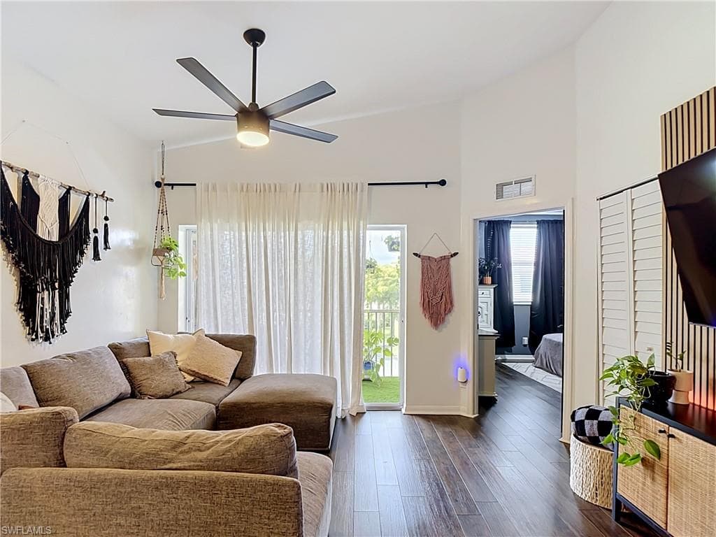 4241 Bellasol CIR 1923-9