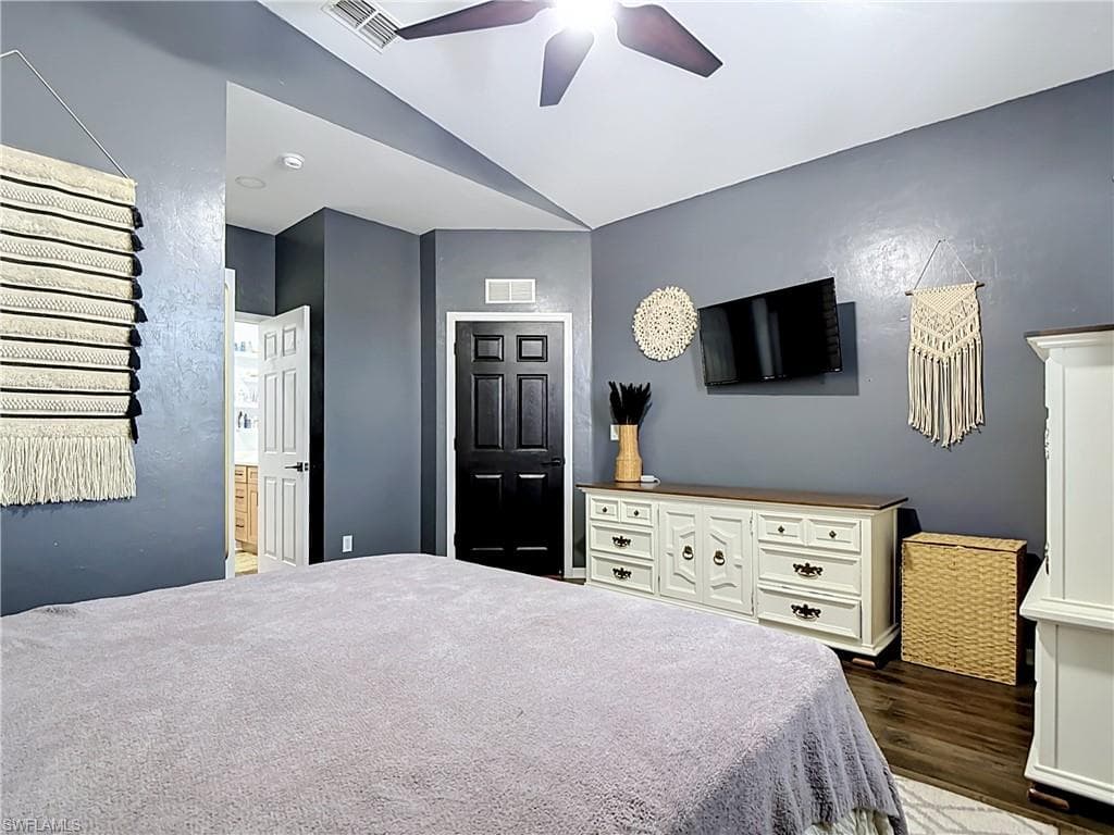 4241 Bellasol CIR 1923-18