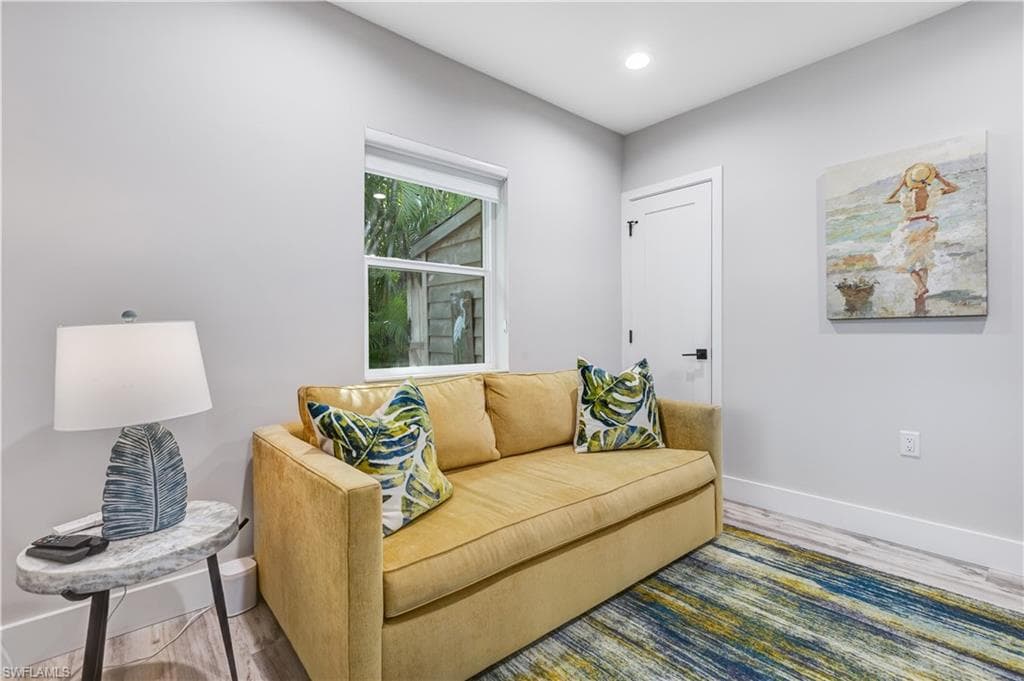 131 Egret ST-33