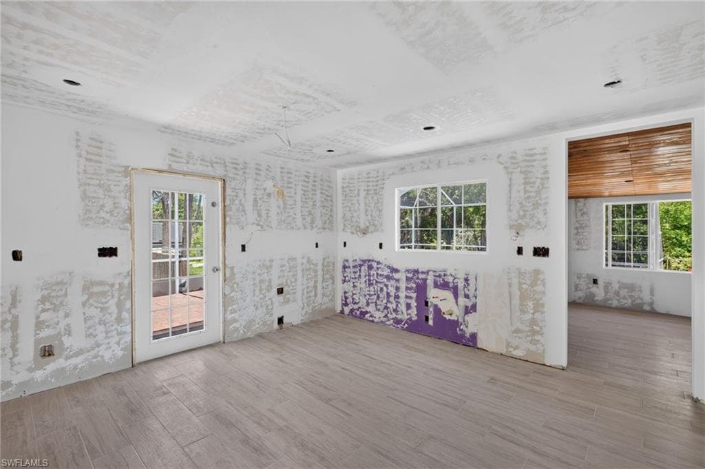 11550 Laika LN-18