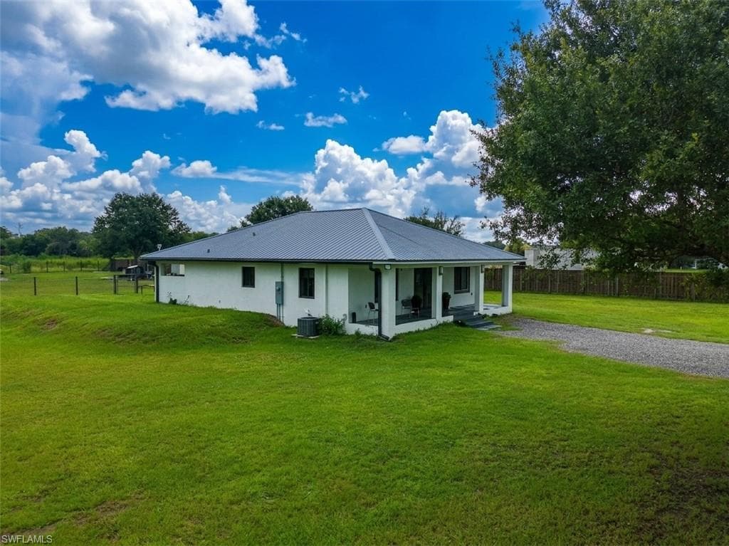 525 Granja AVE-2