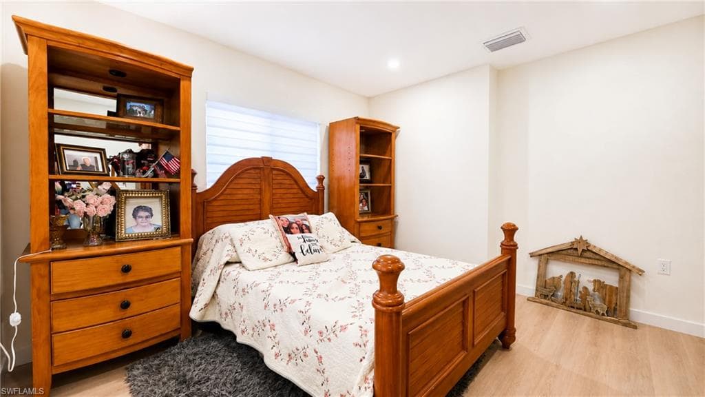 525 Granja AVE-38
