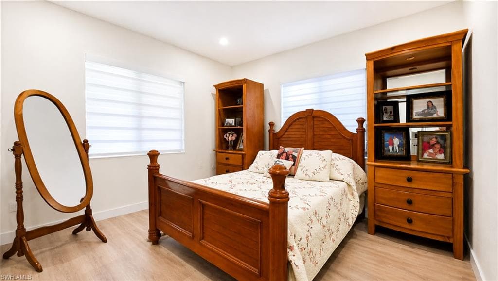 525 Granja AVE-37