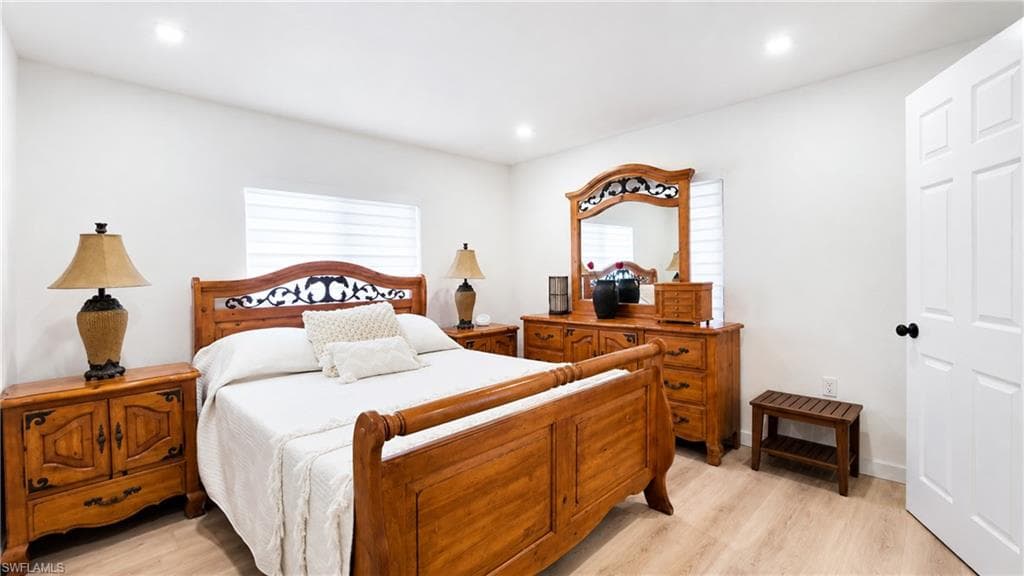 525 Granja AVE-31