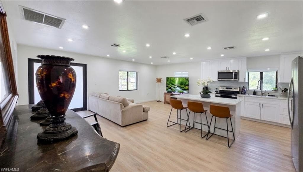 525 Granja AVE-21