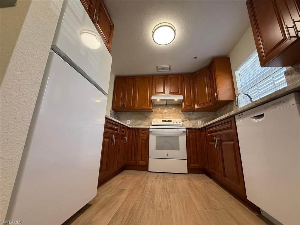 9051 Gervais CIR 1508-10