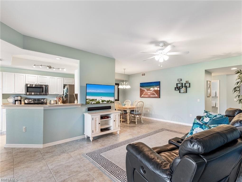 11011 Mill Creek WAY 1306-6