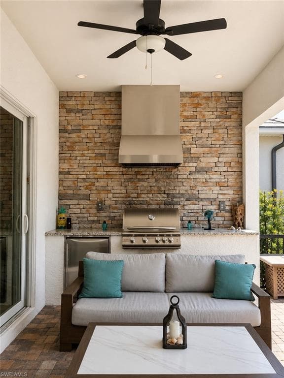 13585 Blue Bay CIR-8