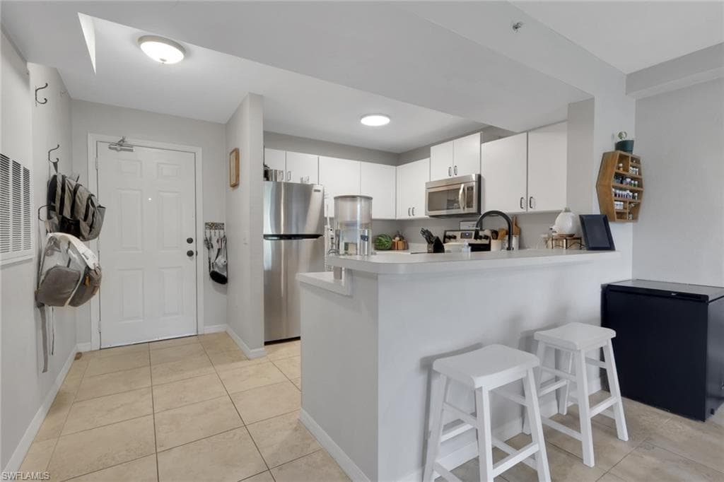 8304 Key Royal CIR 1723-2