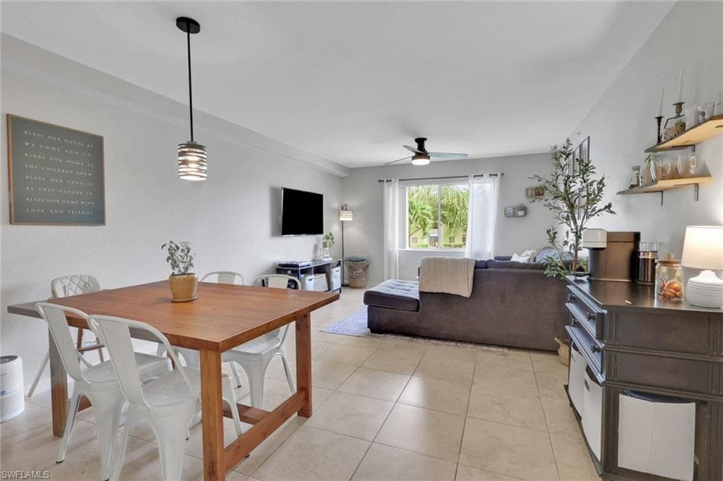 8304 Key Royal CIR 1723-7
